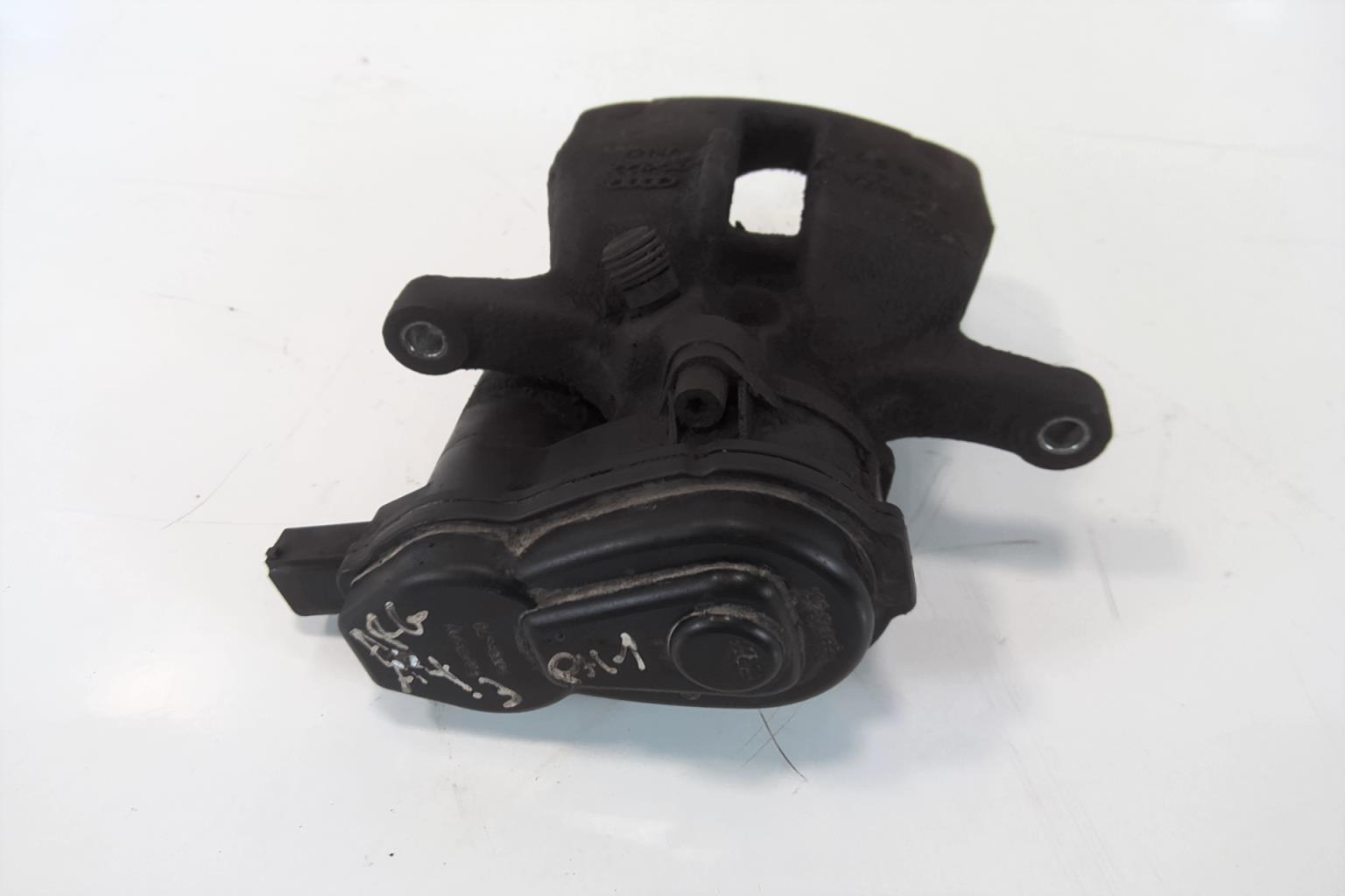Pinza freni posteriore sinistra AUDI A4 3 PHASE 1 Diésel - 1