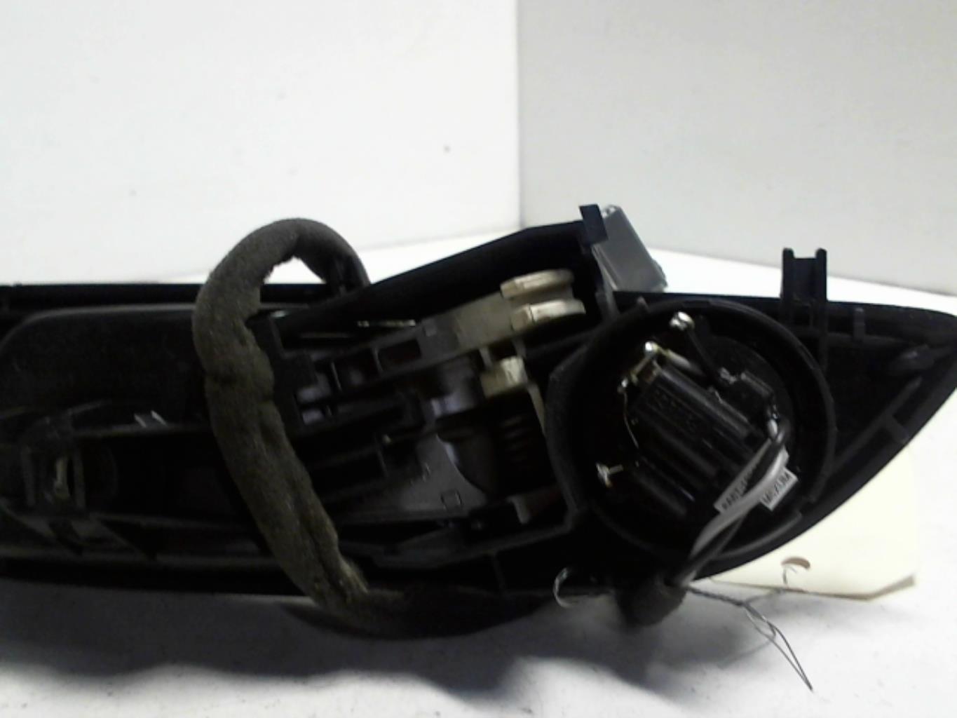 Maniglia interna anteriore destra FORD FIESTA 6 PHASE 1 Diésel - 1