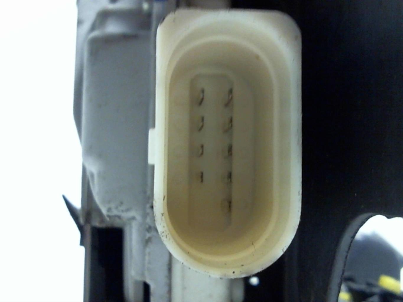 Serrure avant gauche AUDI A4 2 AVANT PHASE 2 BREAK Diesel - 1