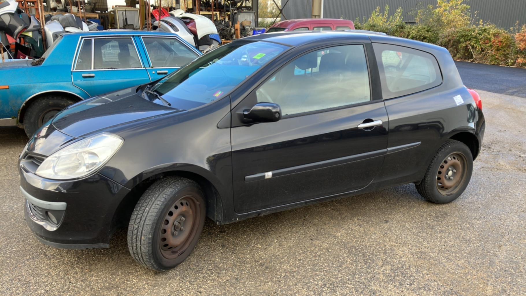 Braccio tergicristallo anteriore destro RENAULT CLIO 3 PHASE 1 Diésel - 1