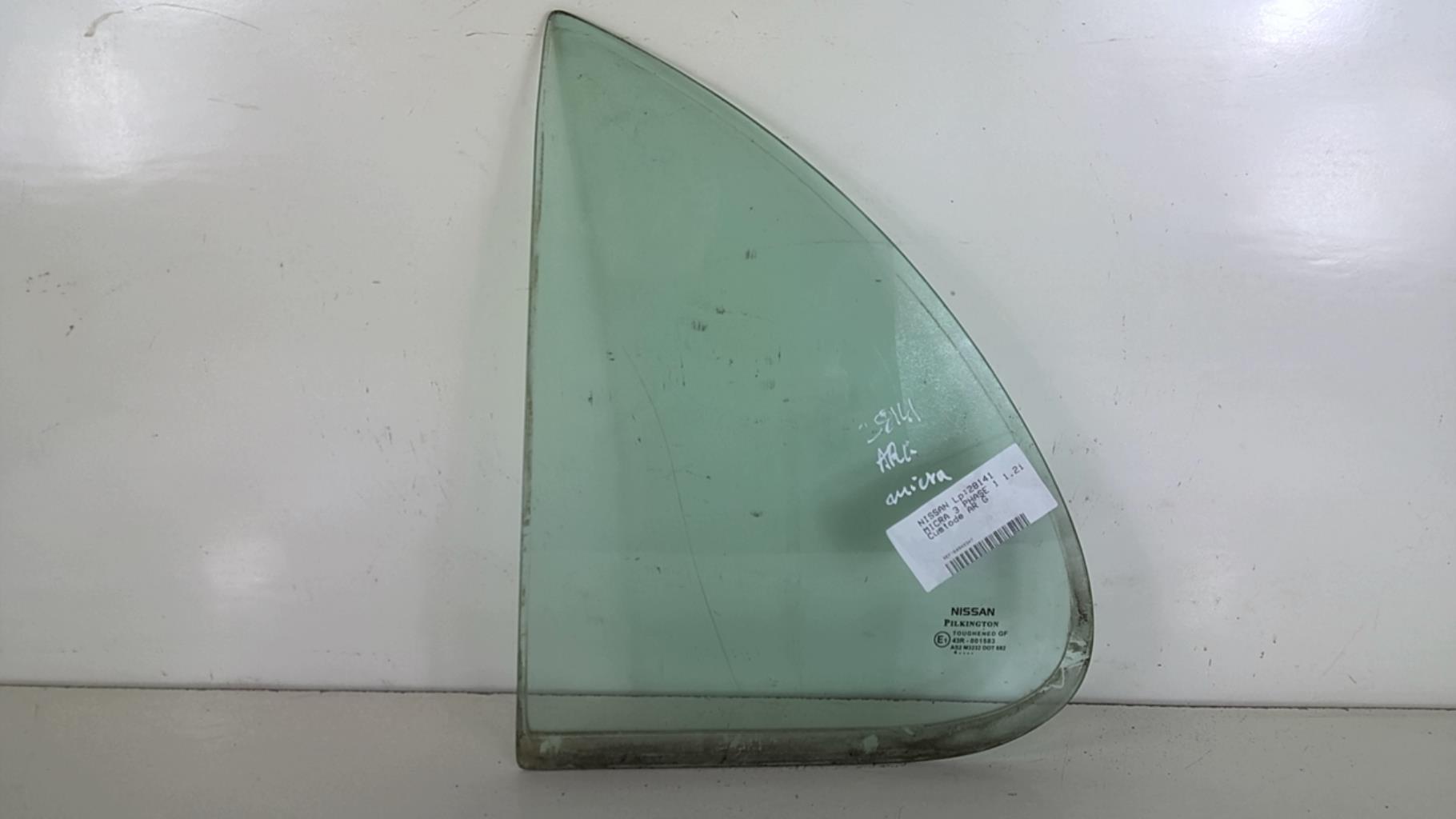 Custode arriere gauche (porte) NISSAN MICRA 3 PHASE 1 Essence - 1