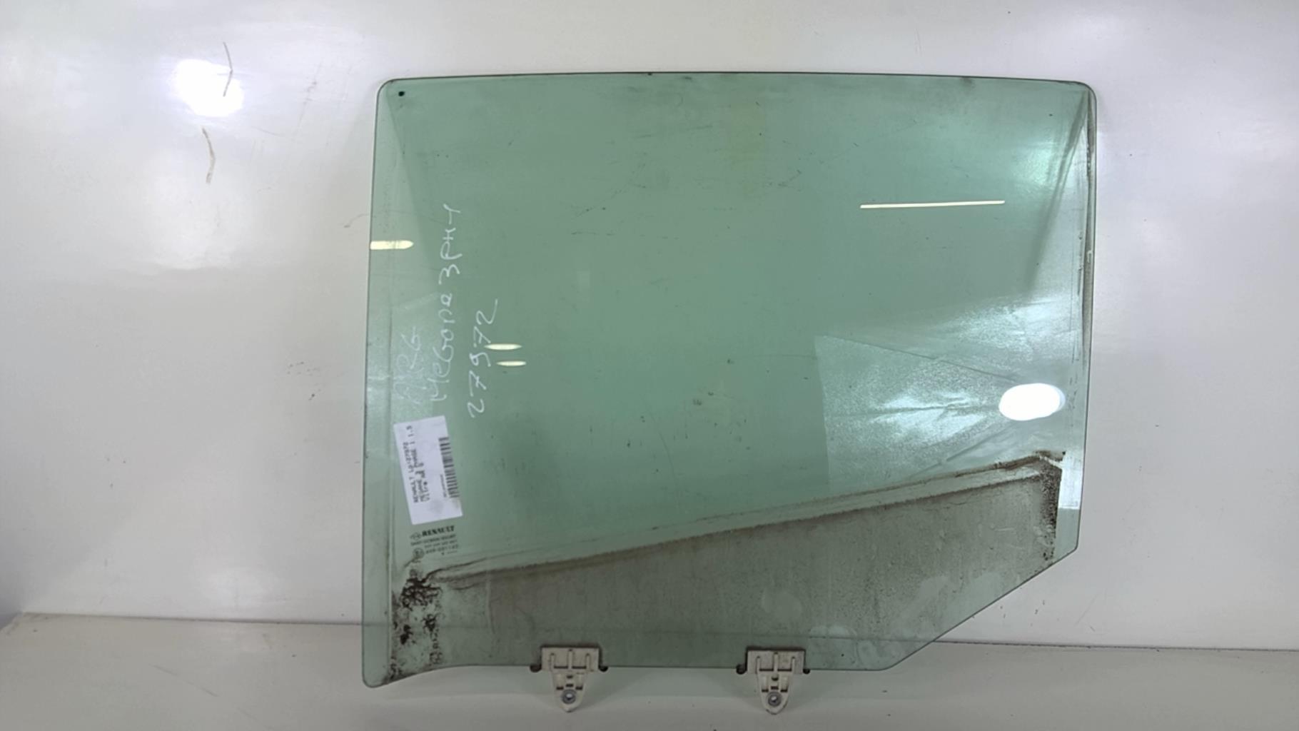 Vetro posteriore sinistro RENAULT MEGANE 3 PHASE 1 Diésel - 1