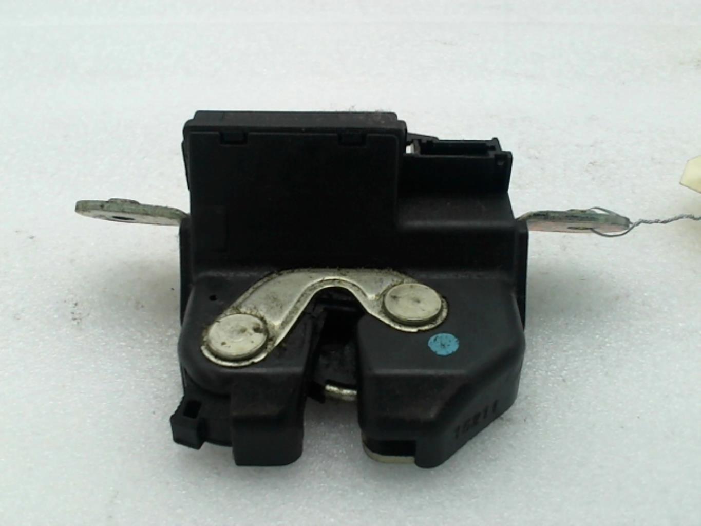 Serrure de hayon OPEL CORSA D PHASE 2 Diesel - 1