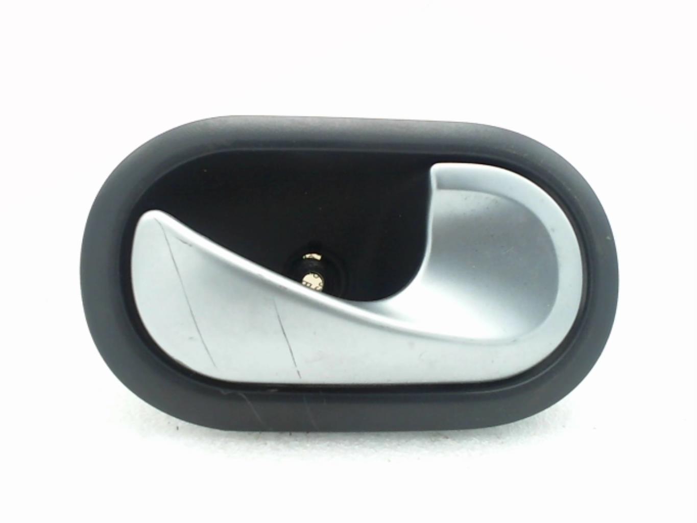 Maniglia interna posteriore destra RENAULT CLIO 3 PHASE 2 BREAK Diésel - 1