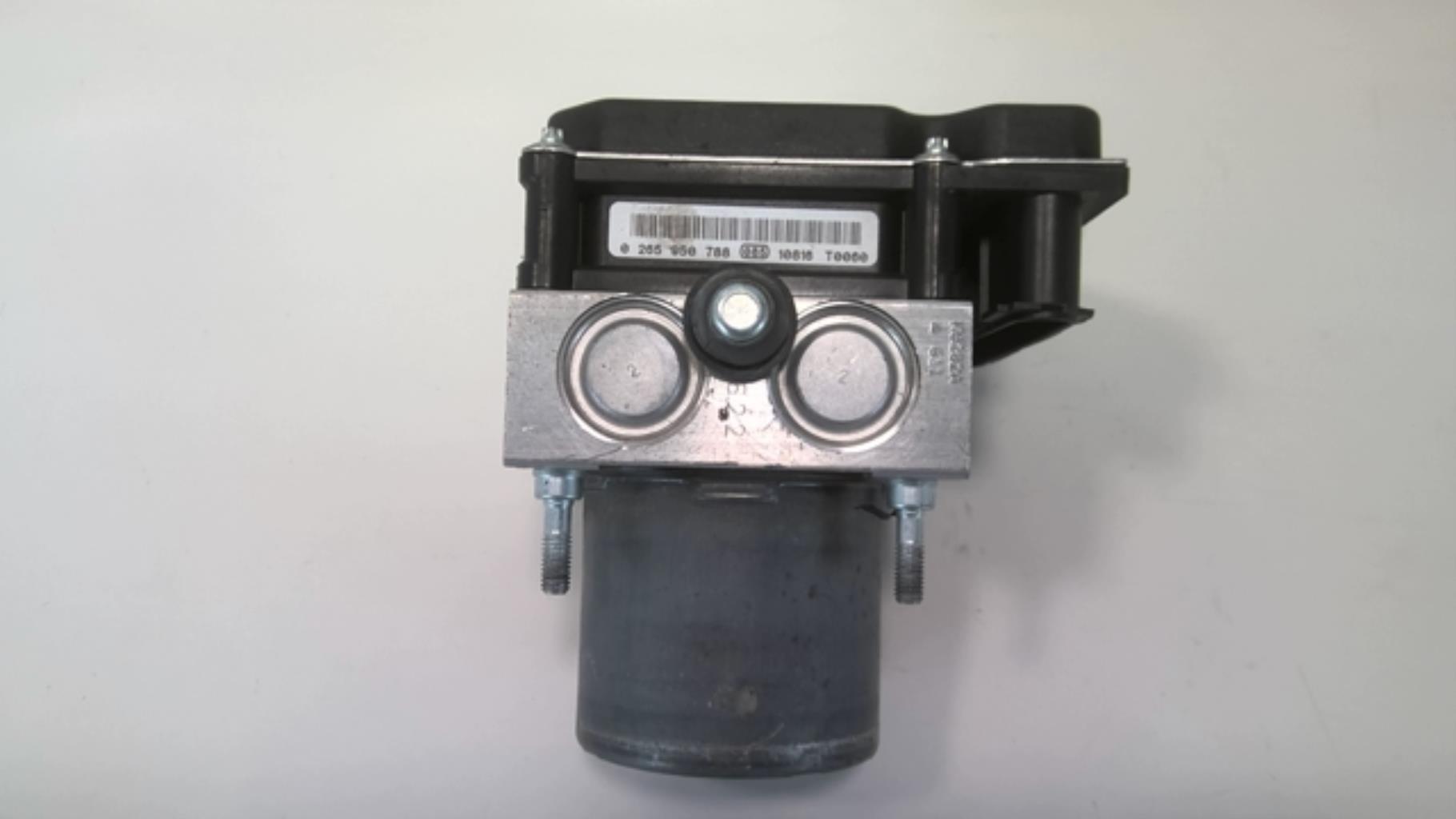 Blocco ABS (antibloccaggio freni) RENAULT CLIO 3 PHASE 2 BREAK Diésel - 1