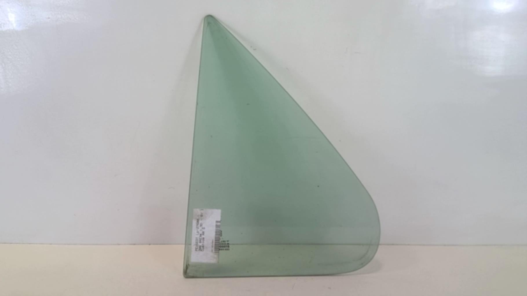 Ventanilla triangular trasera izquierda (puerta) PEUGEOT 306 BREAK Diésel - 1