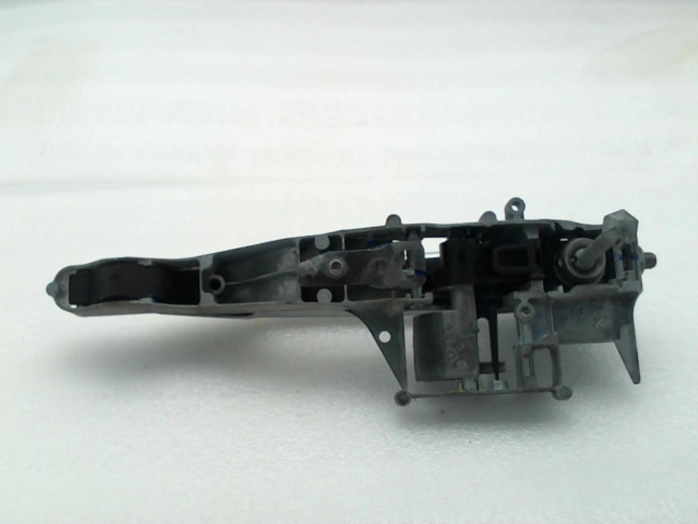 Maniglia portiera anteriore sinistra PEUGEOT 208 1 PHASE 2 Diésel - 1