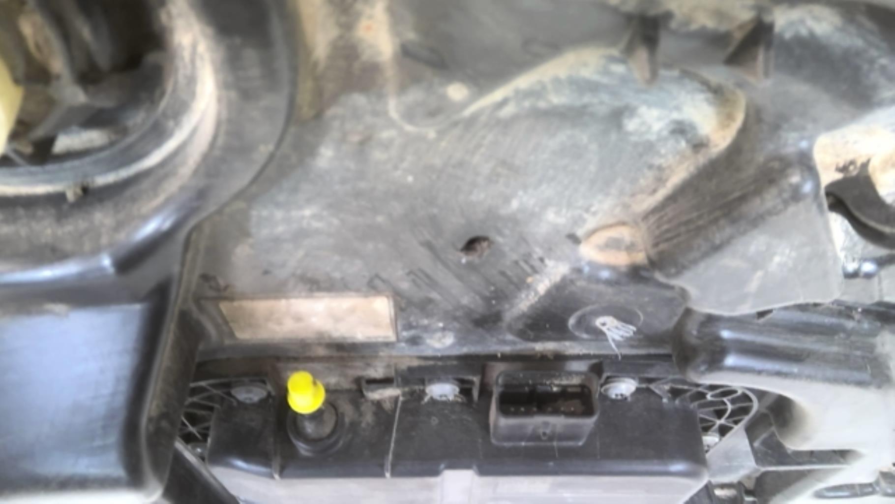 Reservoir PEUGEOT 208 1 PHASE 2 Diesel - 1