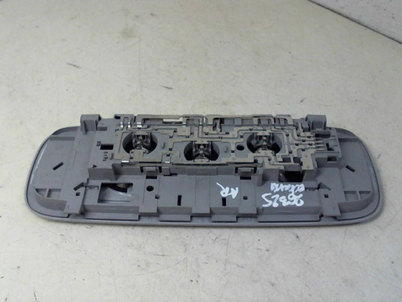 Eclairage de plafonnier SKODA OCTAVIA 3 PHASE 1 Diesel - 1