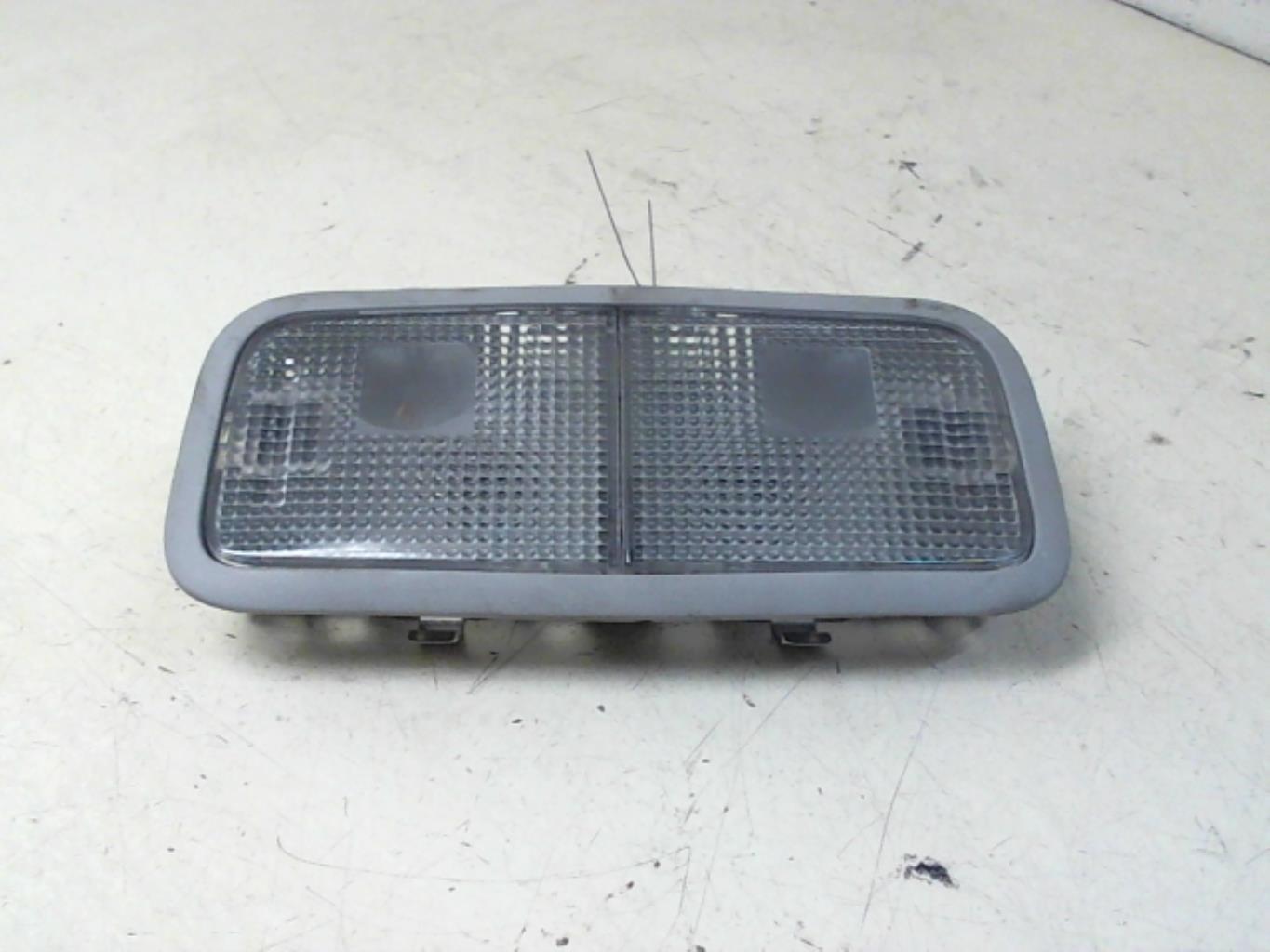 Luce di cortesia TOYOTA YARIS 1 PHASE 2 Diésel - 1