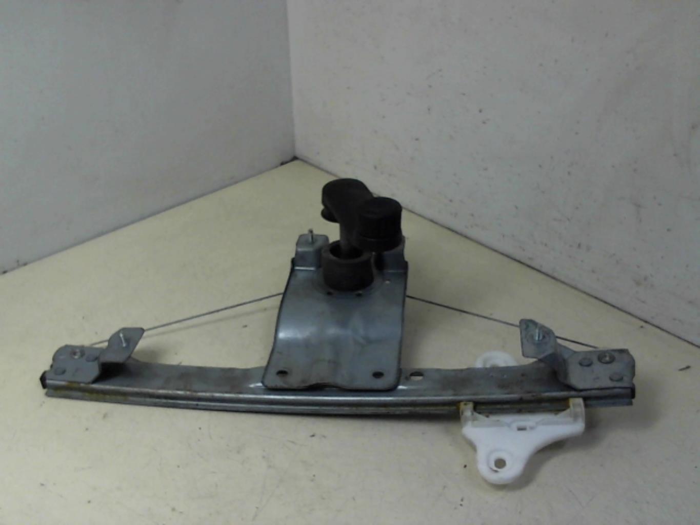 Alzacristalli manuale posteriore sinistro RENAULT CLIO 4 PHASE 1 BREAK Diésel - 1