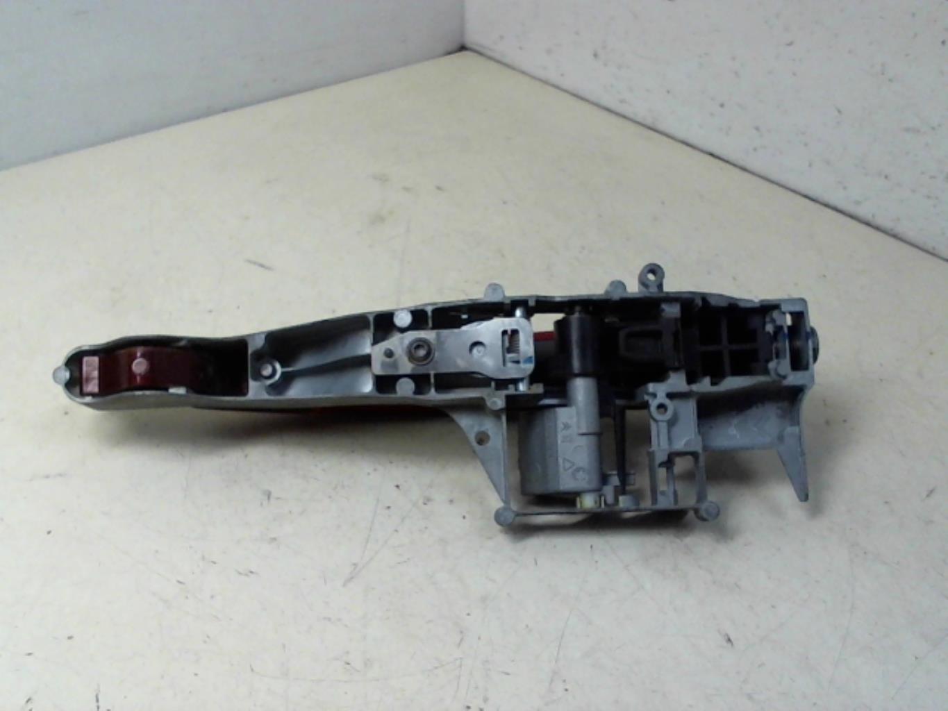 Maniglia portiera posteriore sinistra PEUGEOT 308 1 PHASE 1 Diésel - 1