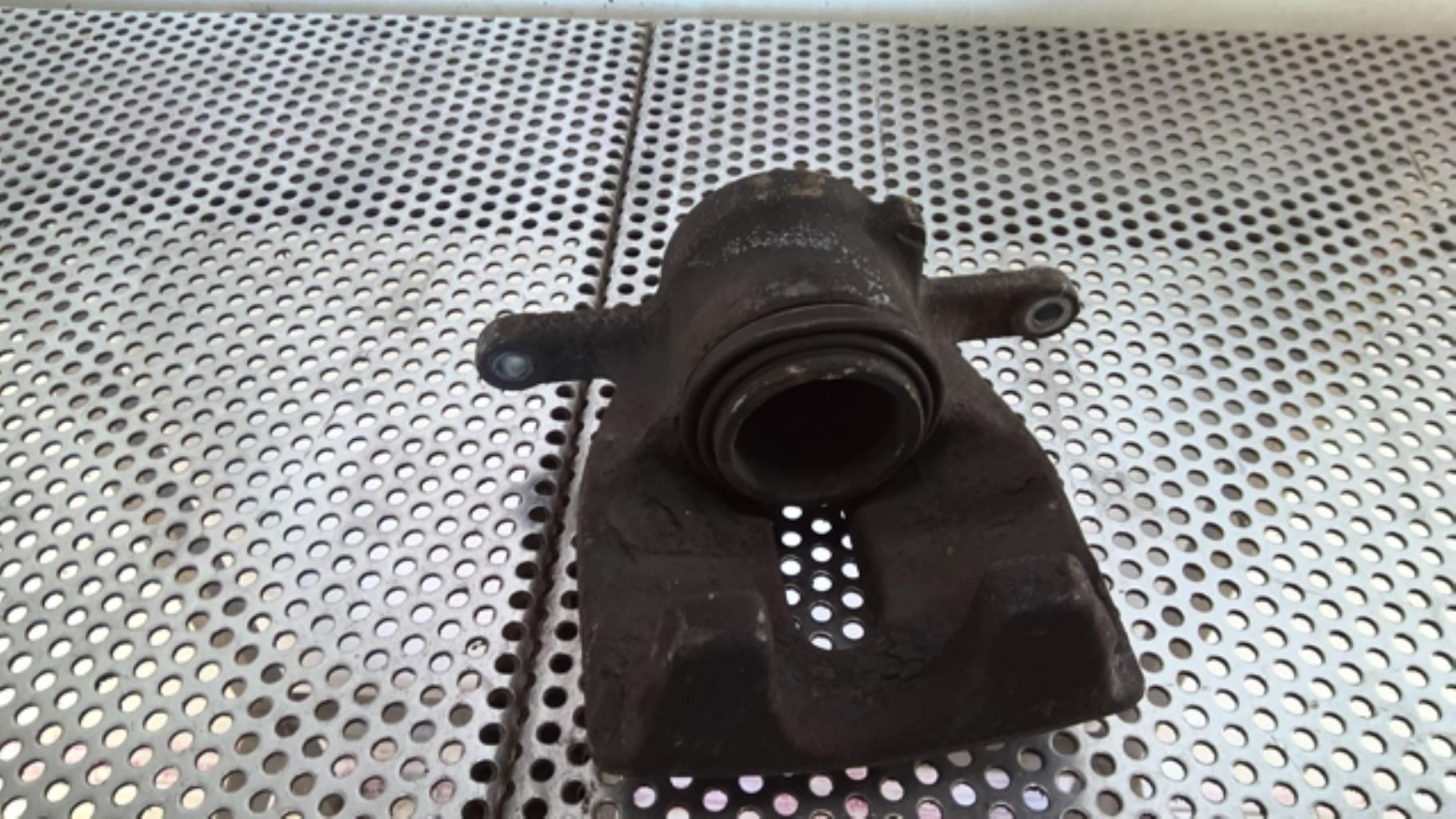Pinza freni anteriore destra RENAULT KANGOO 2 PHASE 1 Diésel - 1