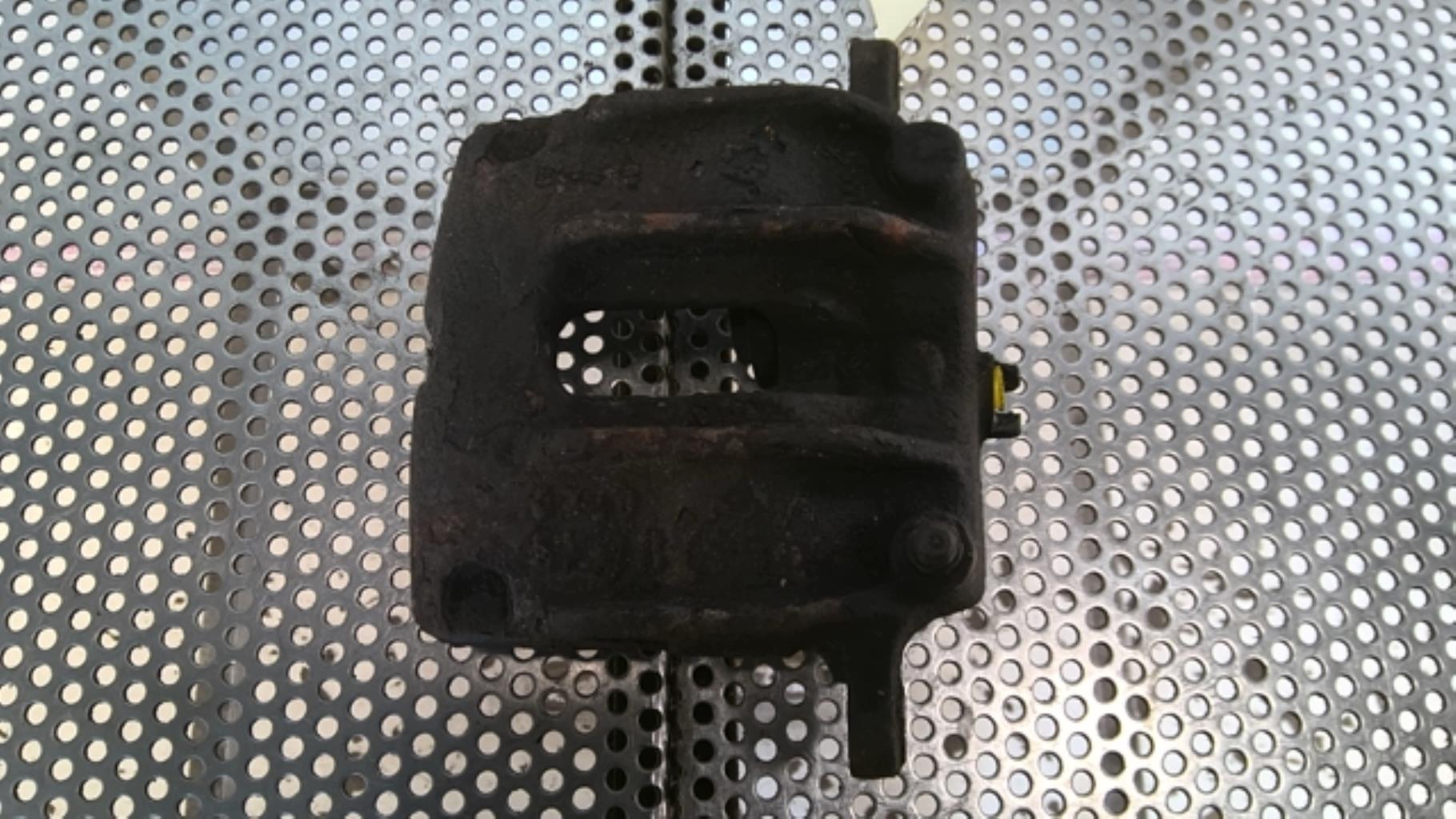 Pinza freni anteriore destra NISSAN TERRANO 2 PHASE 4 Diésel - 1