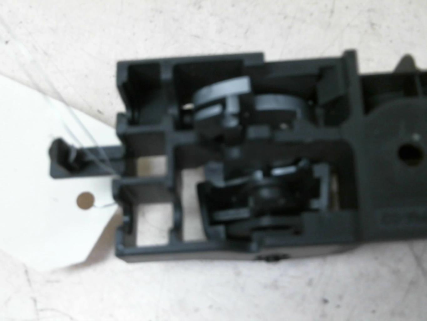 Maniglia interna posteriore sinistra SUZUKI ALTO 3 Gasolina - 1