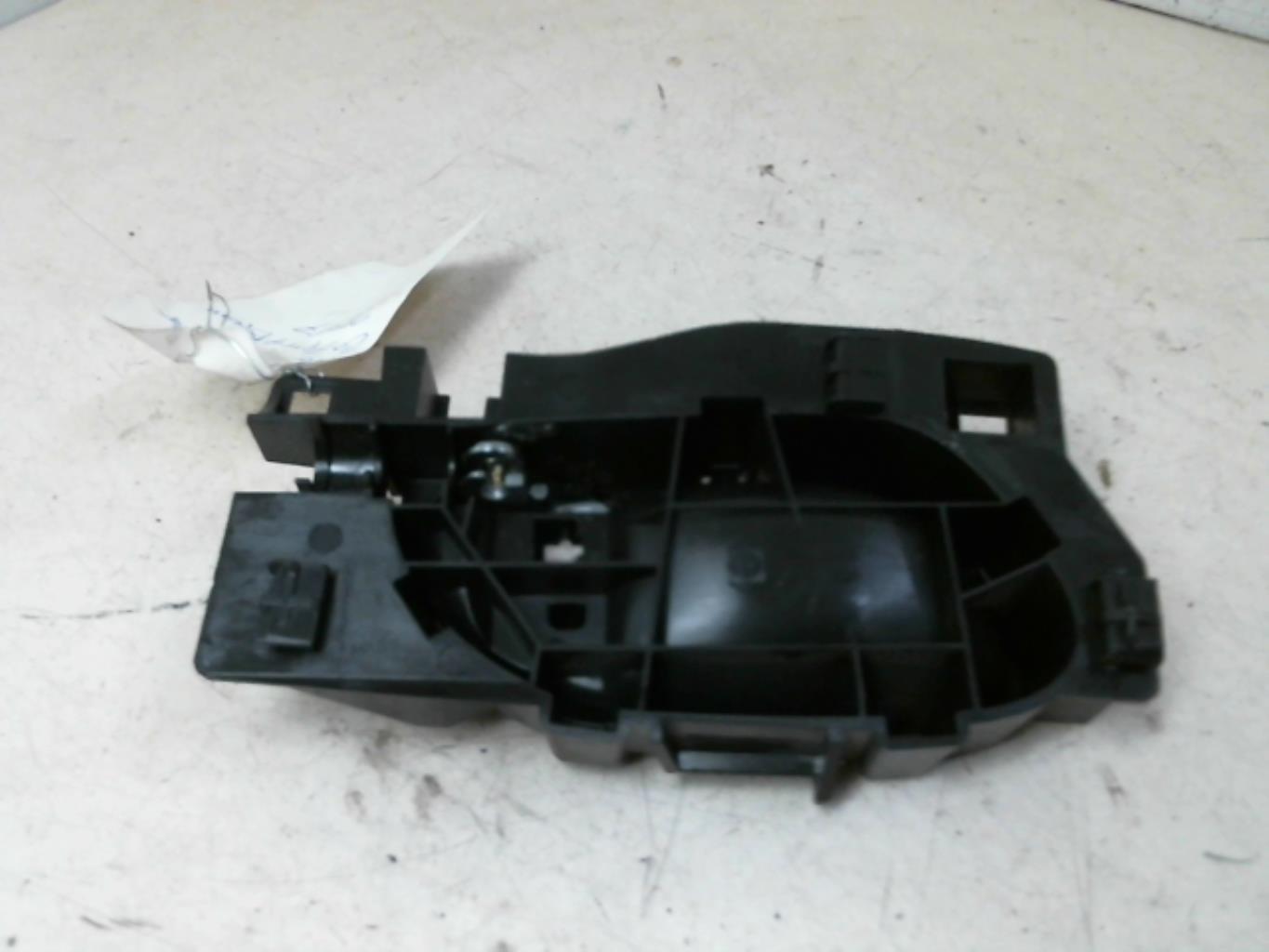 Maniglia interna anteriore sinistra PEUGEOT 207 PHASE 1 BREAK Diésel - 1