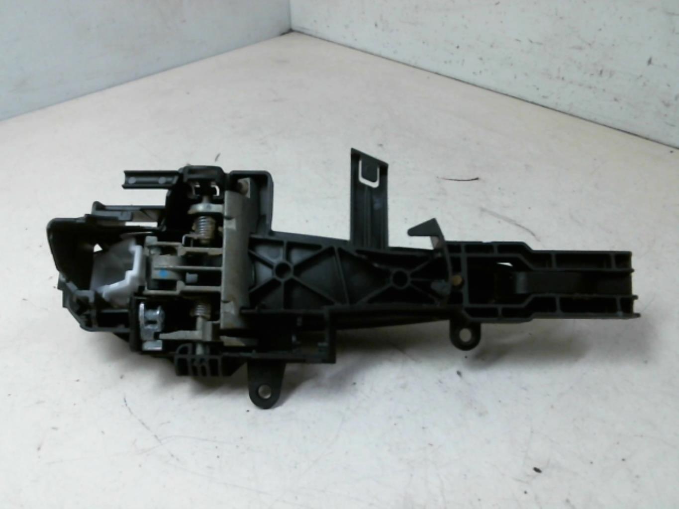 Maniglia portiera posteriore sinistra BMW SERIE 1 E87 PHASE 2 Diésel - 1