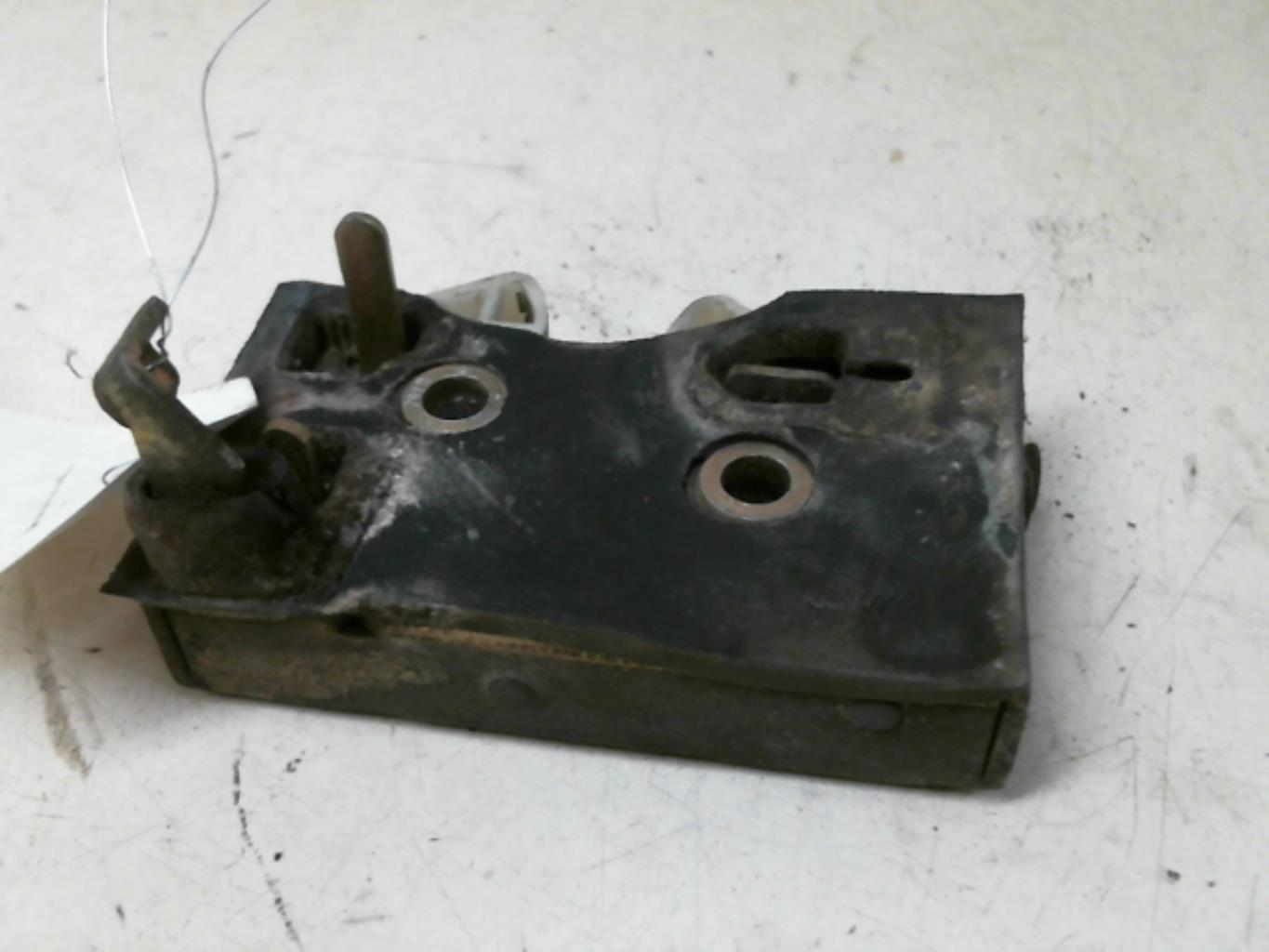 Serratura posteriore destra AUDI 80 3 PHASE 1 Diésel - 1