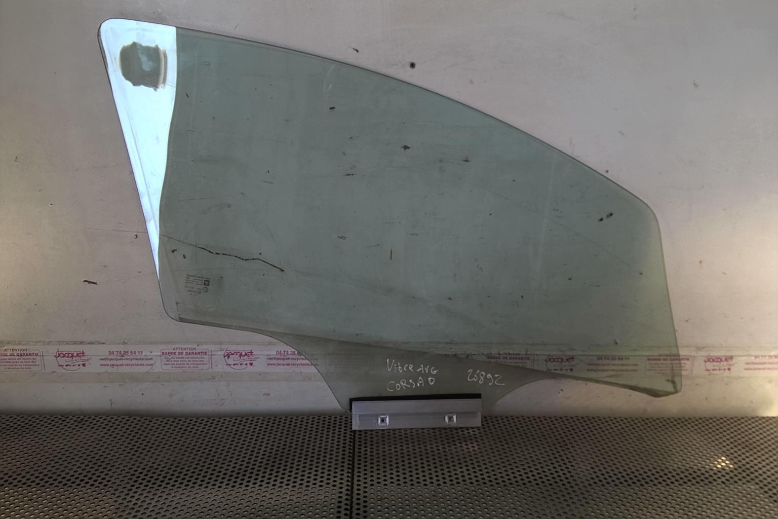 Vitre avant gauche OPEL CORSA D PHASE 1 Essence - 1