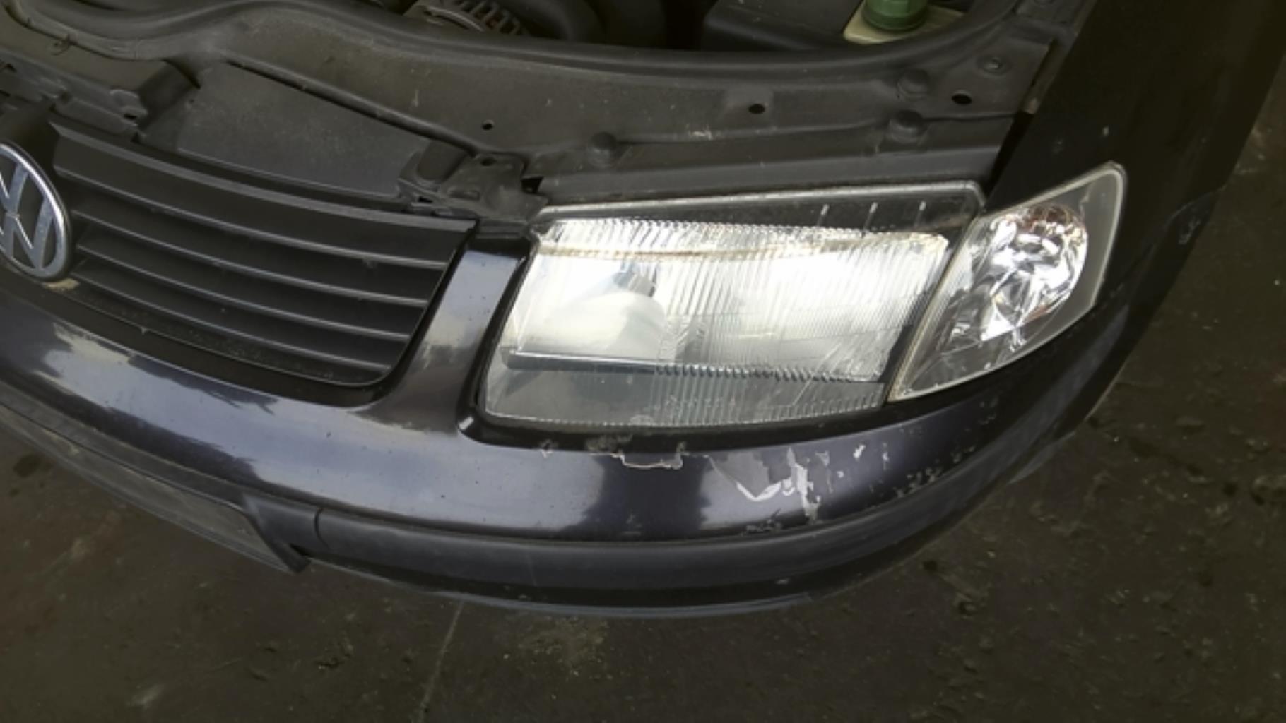Gruppo ottico anteriore principale sinistro (luci)(faro) VOLKSWAGEN PASSAT 4 PHASE 1 BREAK Diésel - 1