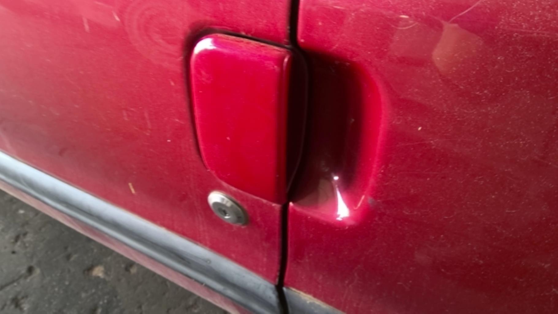Maniglia portiera anteriore sinistra CITROEN SAXO  - 1
