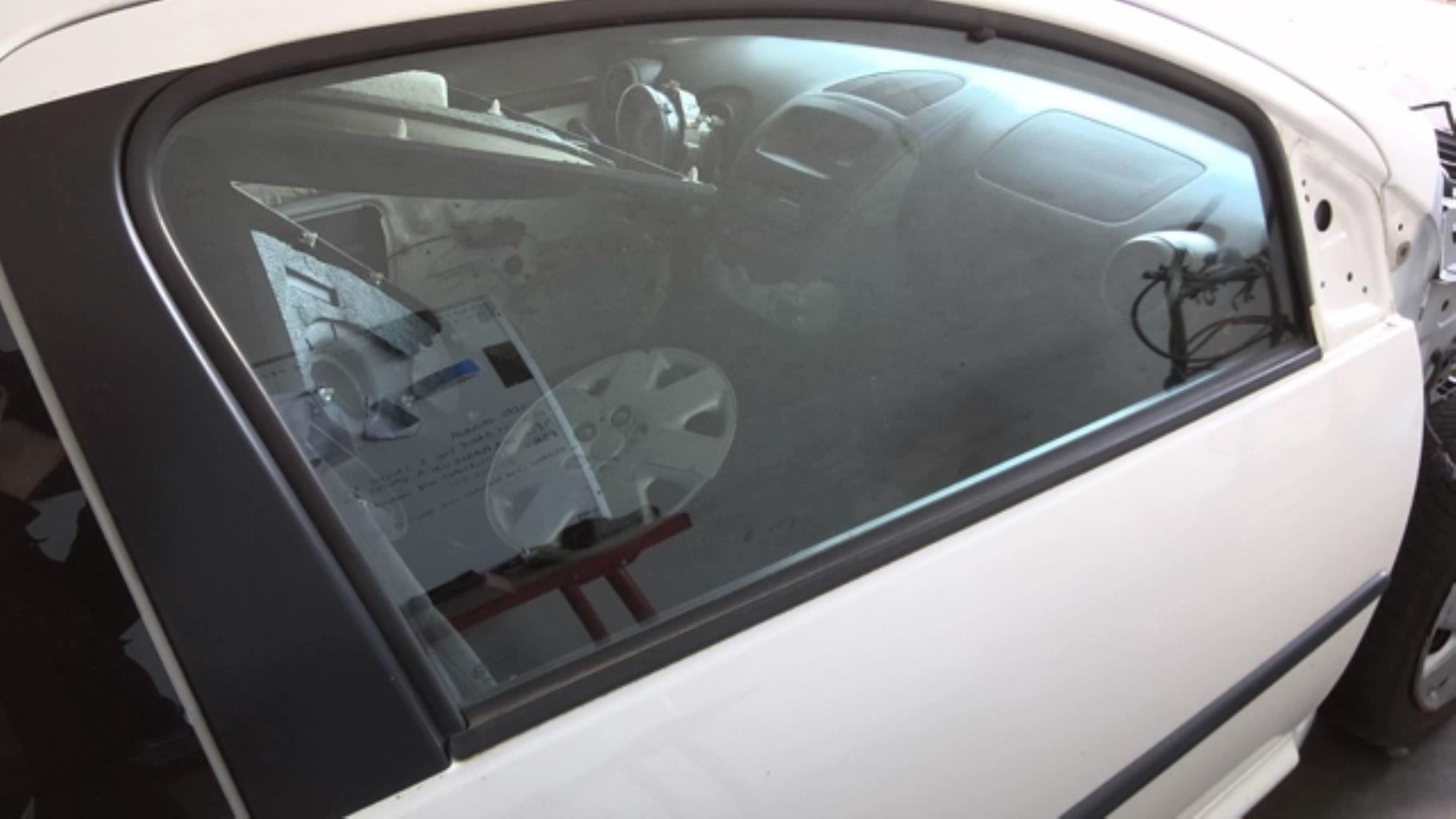 Vetro anteriore destro CITROEN C1 1 PHASE 2 Diésel - 1