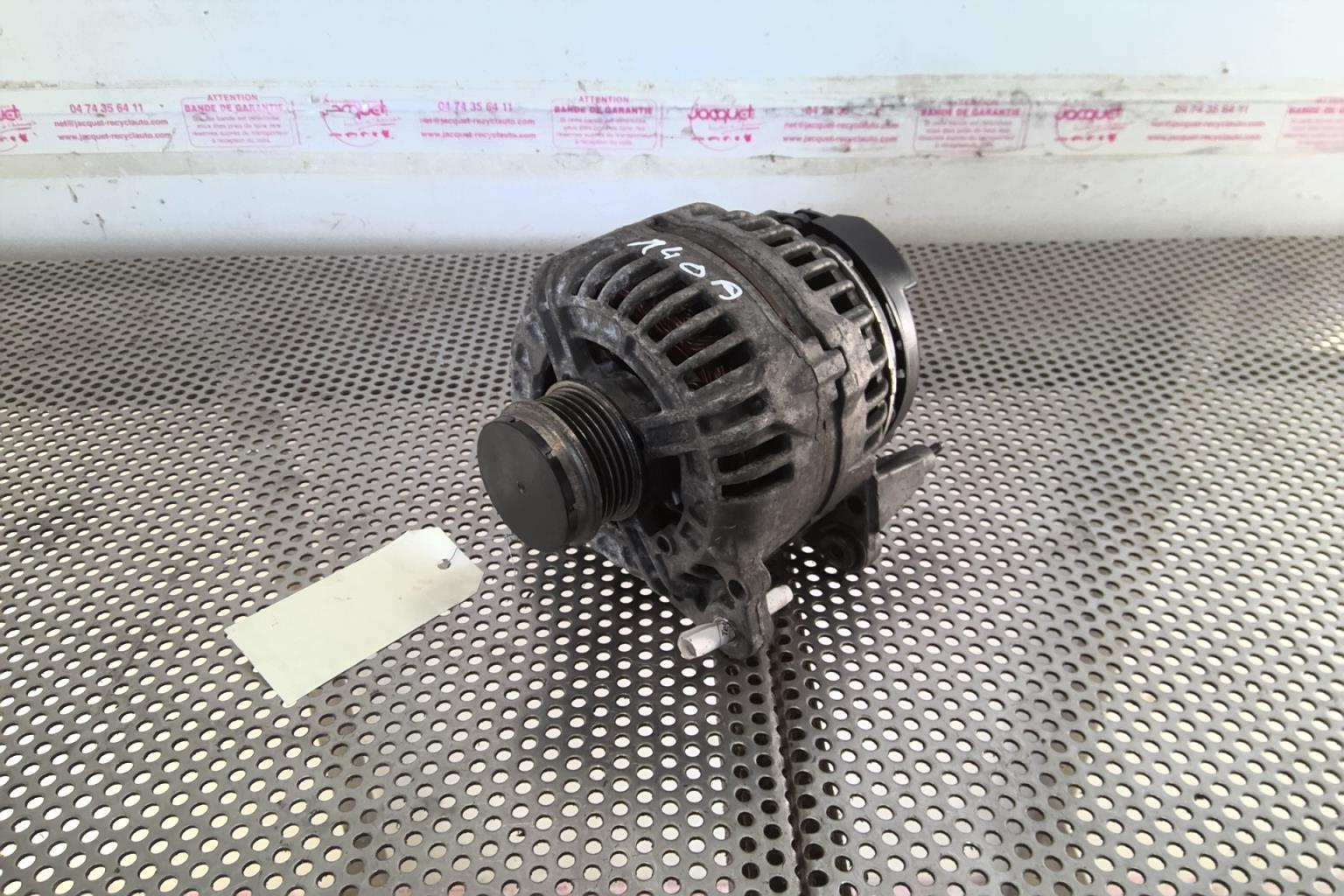 Alternateur AUDI A4 2 AVANT PHASE 1 BREAK Diesel - 1
