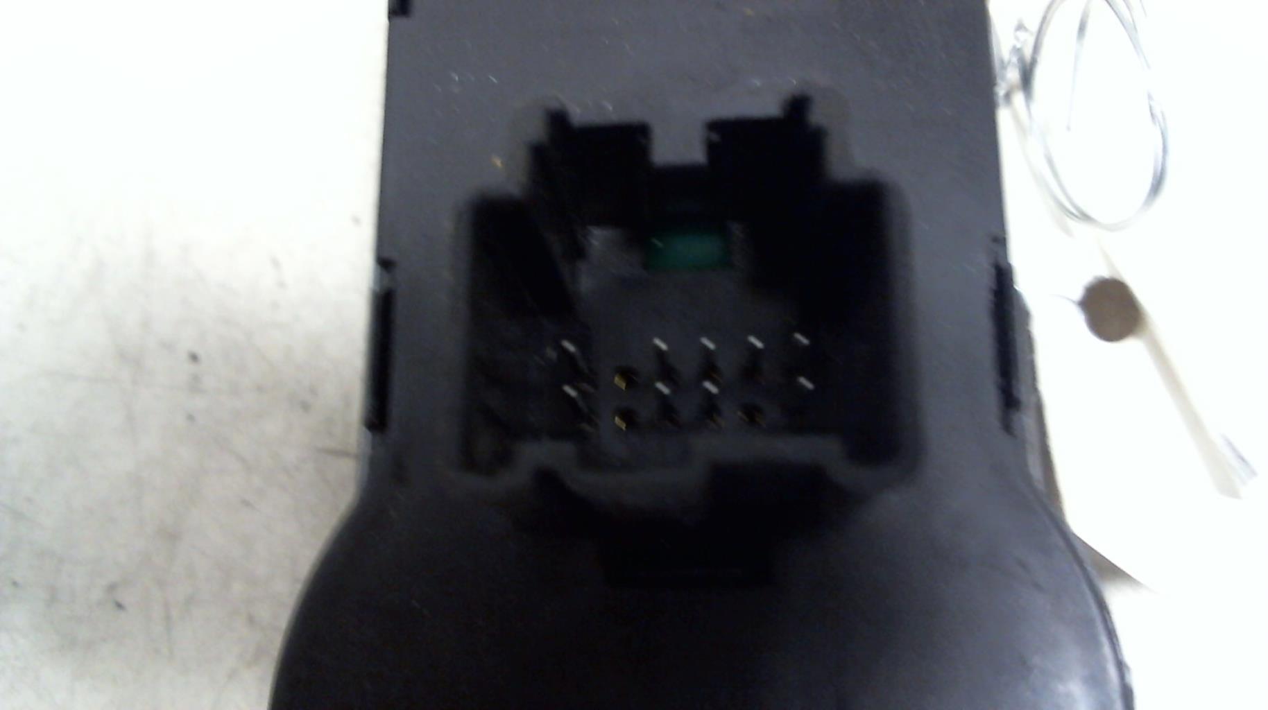 Commande de phare OPEL CORSA D PHASE 2 Essence - 1