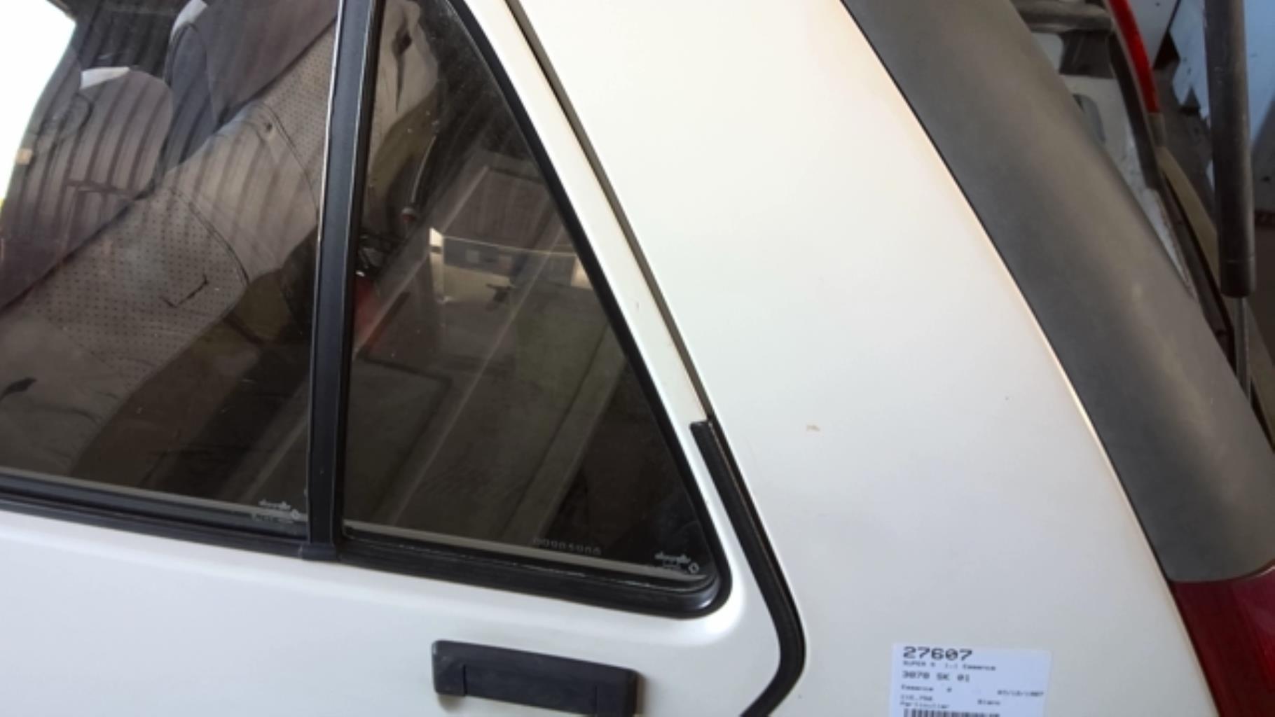 Ventanilla triangular trasera izquierda (puerta) RENAULT SUPER 5 Gasolina - 1
