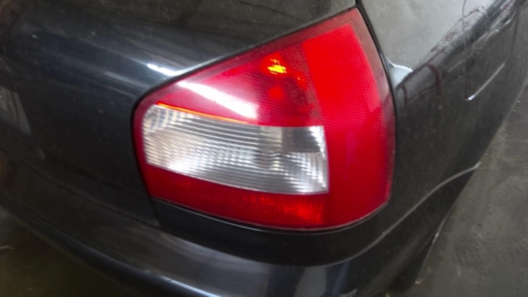 Fanale posteriore principale destro (luci) AUDI A3 1 PHASE 2 Diésel - 1