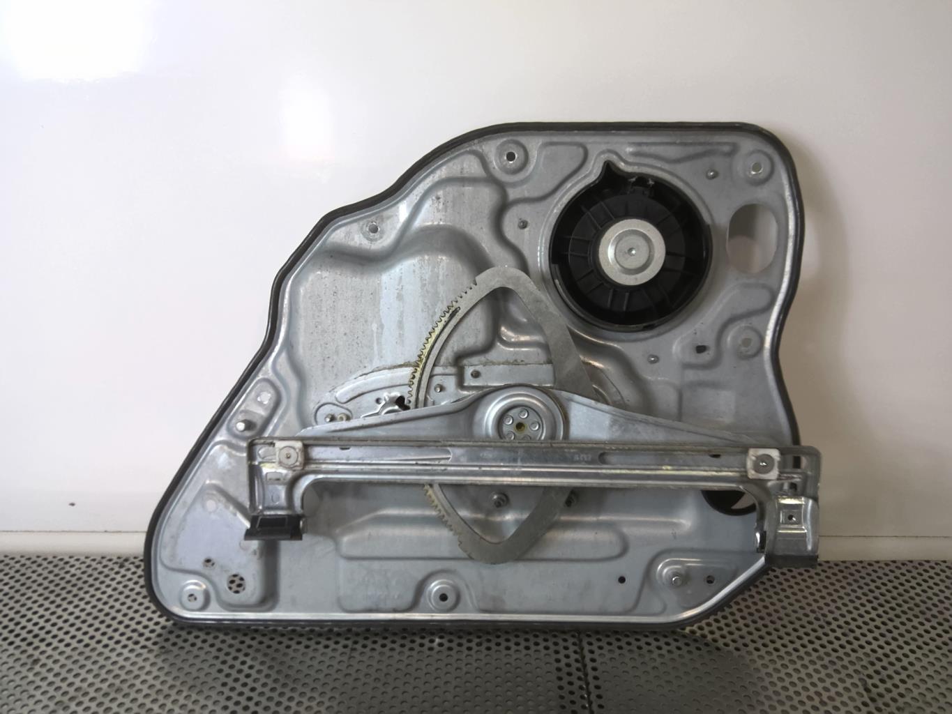 Alzacristalli elettrico posteriore sinistro VOLVO V 50 PHASE 1 BREAK Diésel - 1