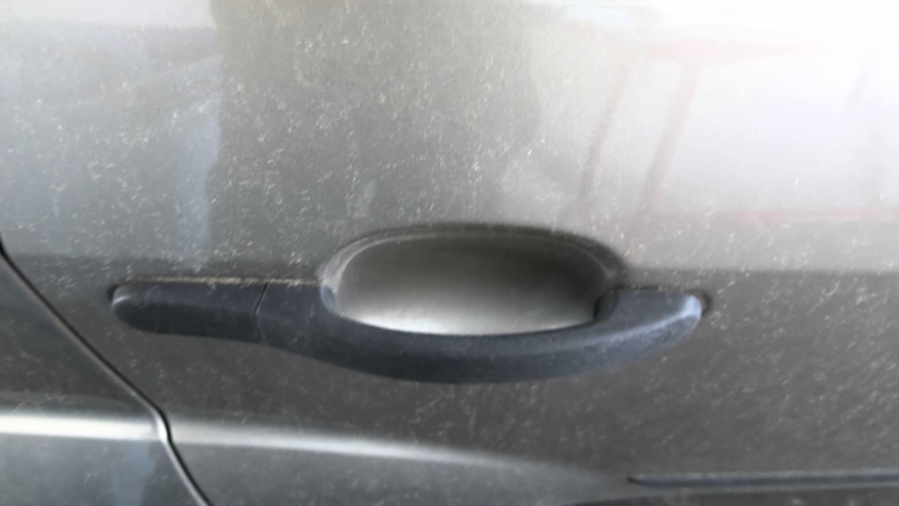 Maniglia portiera posteriore destra FORD FIESTA 5 PHASE 1 Gasolina - 1