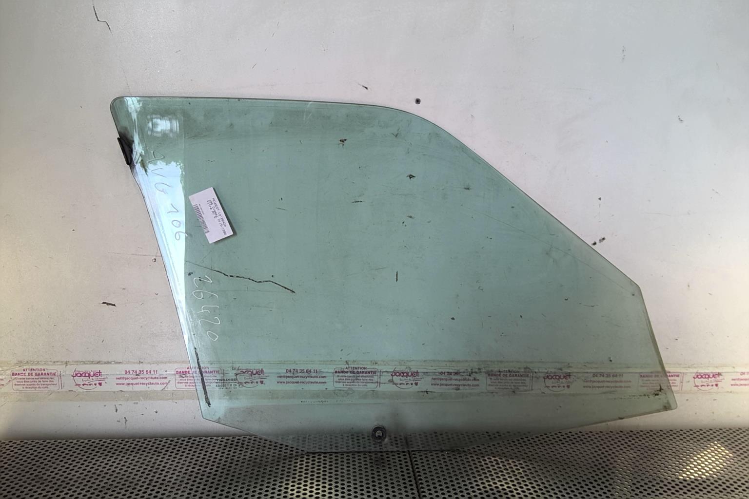 Vetro anteriore sinistro PEUGEOT 106  - 1