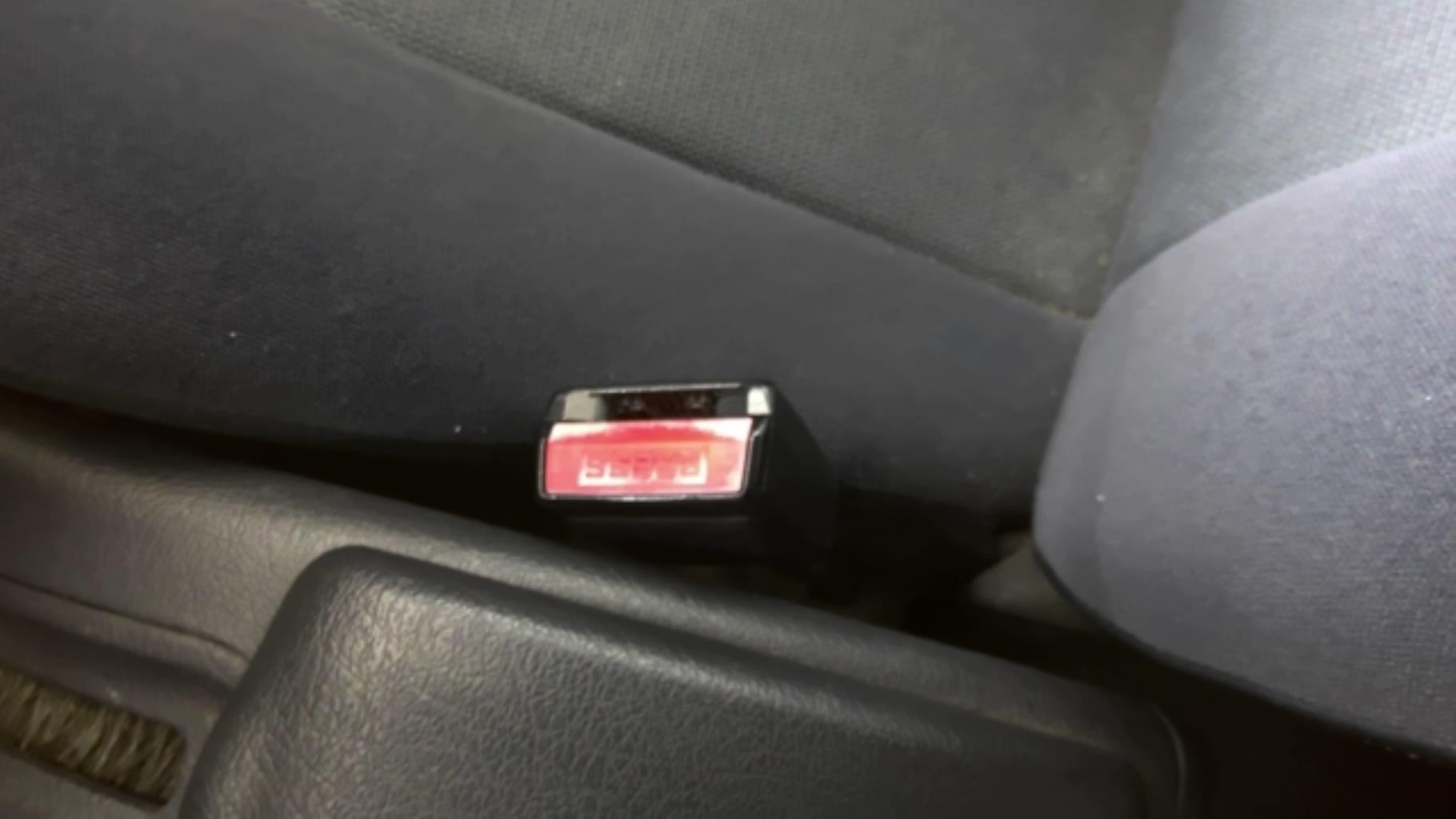 Aggancio cintura sicurezza anteriore destro CITROEN XSARA PHASE 2 Diésel - 1