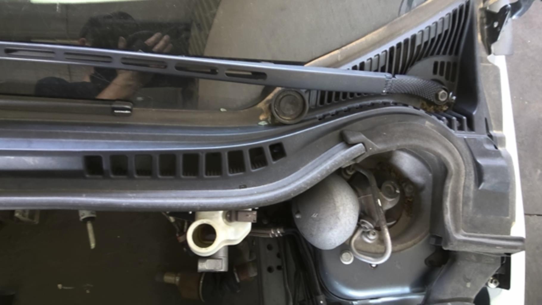 Braccio tergicristallo anteriore sinistro CITROEN C5 2 Diésel - 1