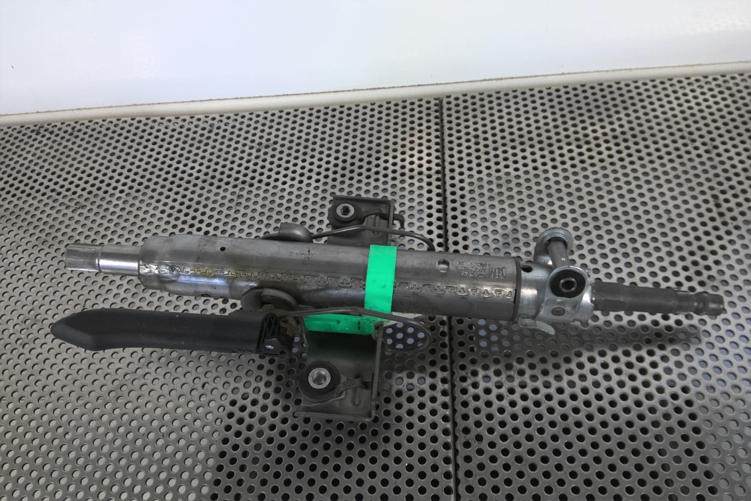 Colonne de direction OPEL MERIVA B PHASE 1 Essence - 1