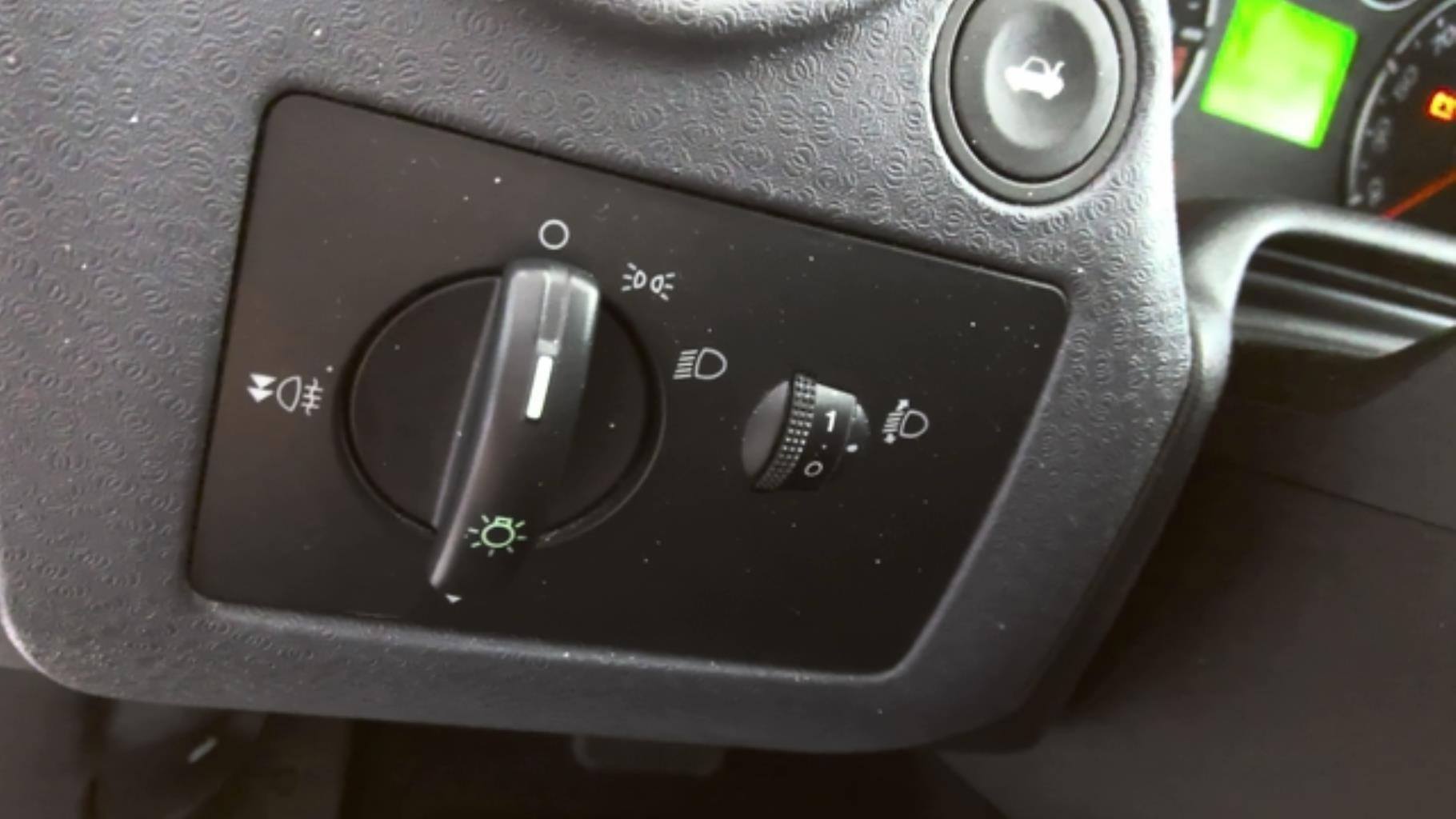 Commande de phare FORD FUSION PHASE 2 Essence - 1