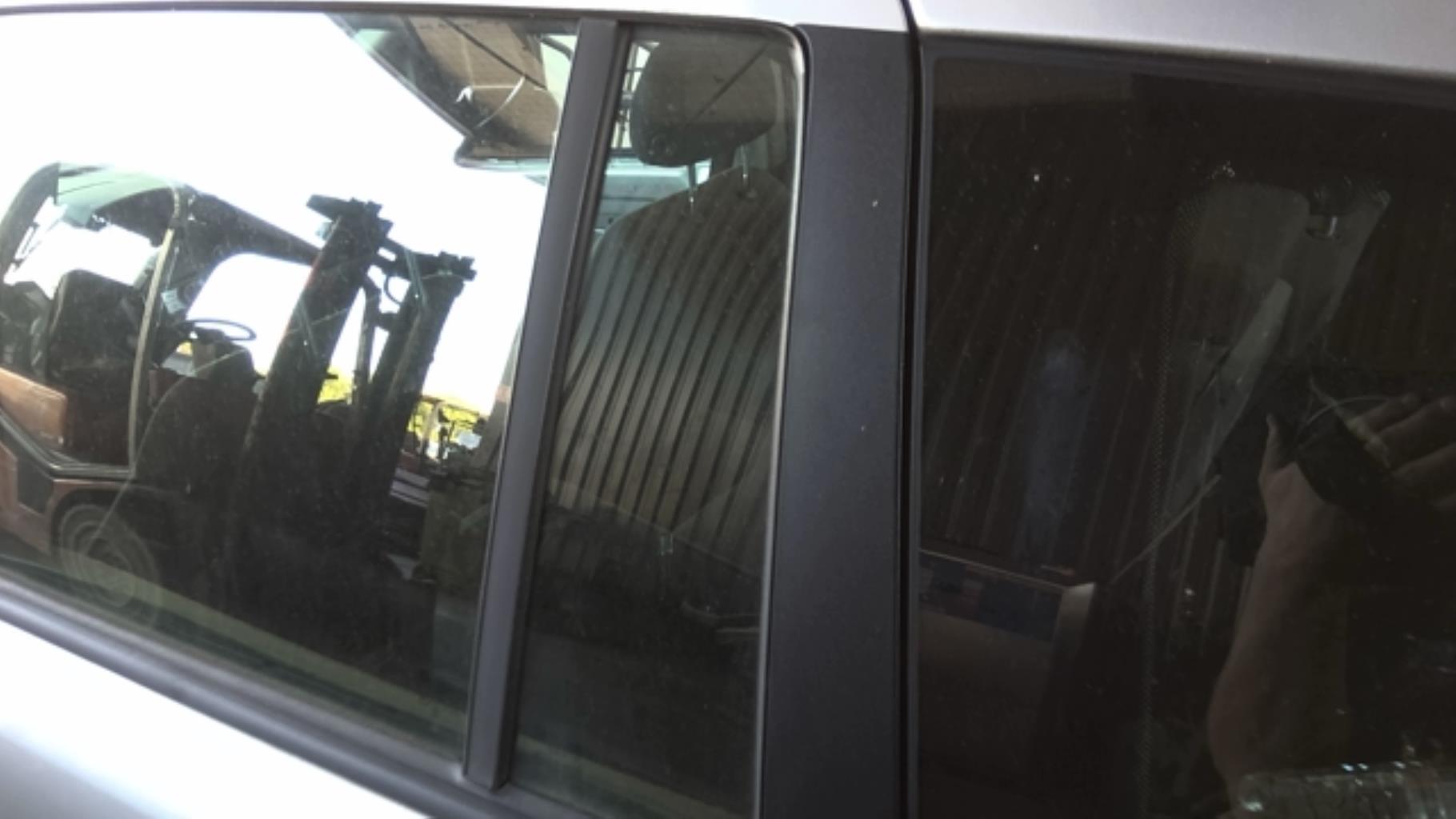 Vetro laterale fisso posteriore sinistro (portiera) OPEL ZAFIRA B PHASE 1 Diésel - 1