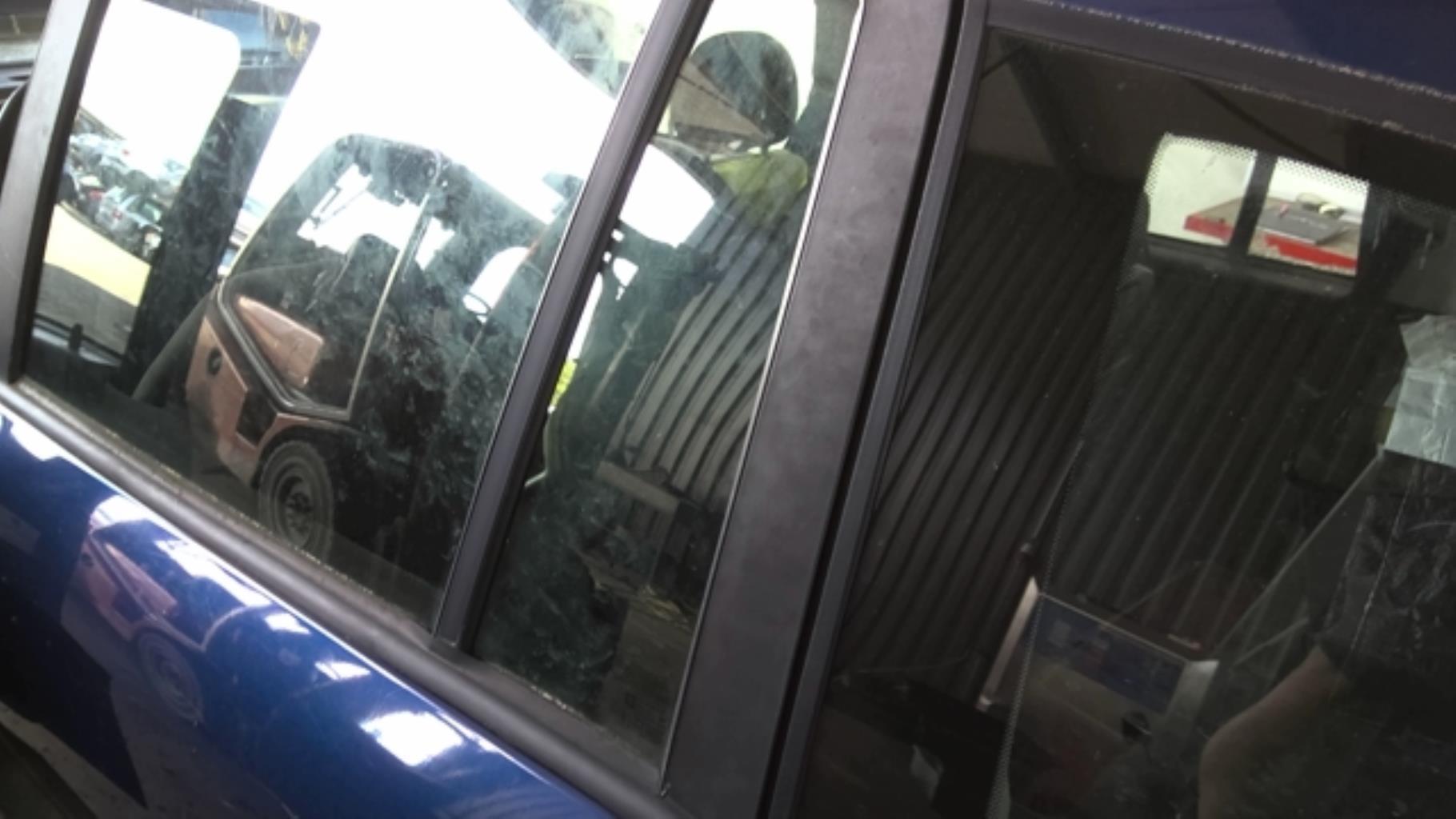 Vetro laterale fisso posteriore sinistro (portiera) OPEL ZAFIRA A PHASE 1 Diésel - 1