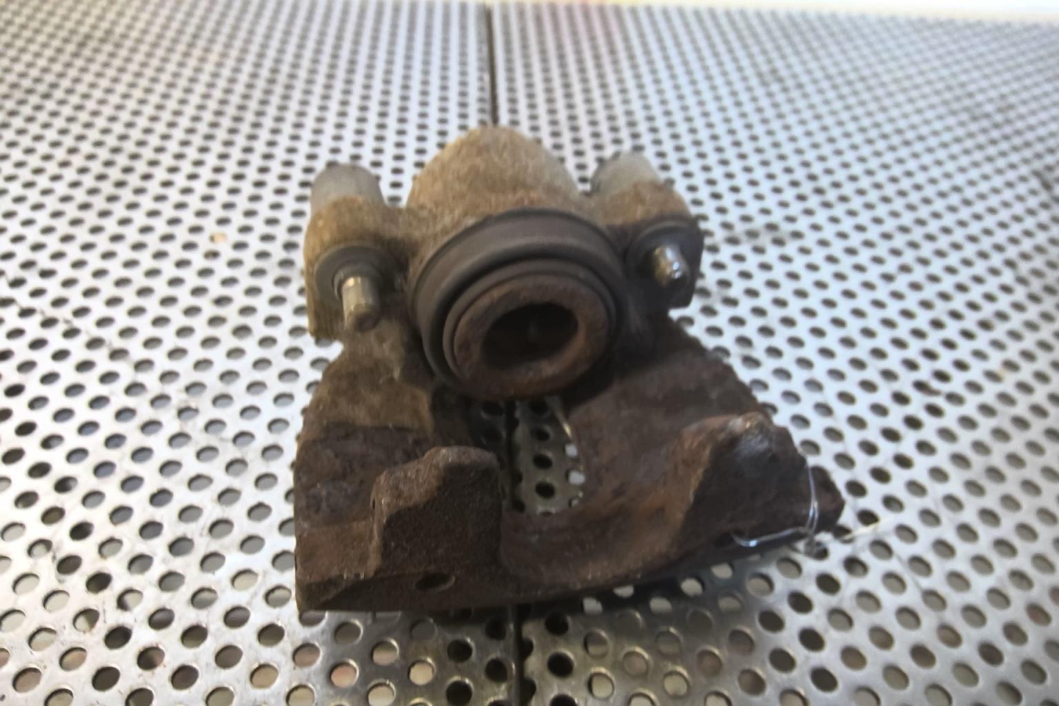 Pinza freni posteriore destra VOLVO S 60 1 PHASE 1 Gasolina - 1