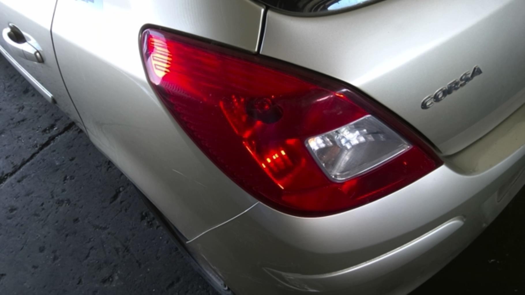 Fanale posteriore principale sinistro (luci) OPEL CORSA D PHASE 1 Diésel - 1