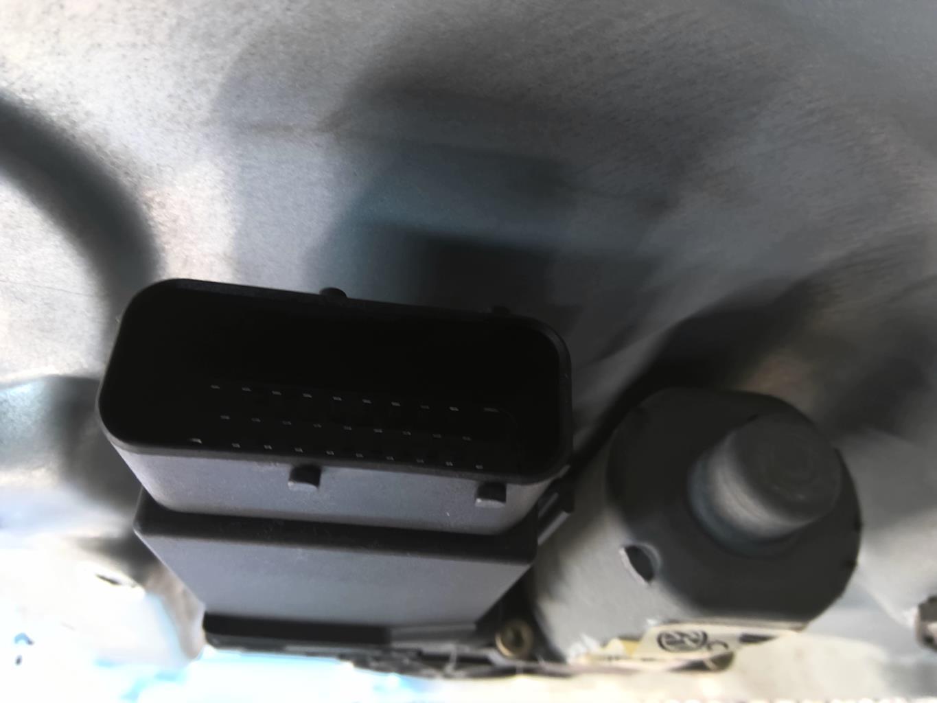 Alzacristalli elettrico anteriore sinistro VOLKSWAGEN PASSAT 4 PHASE 2 BREAK Diésel - 1