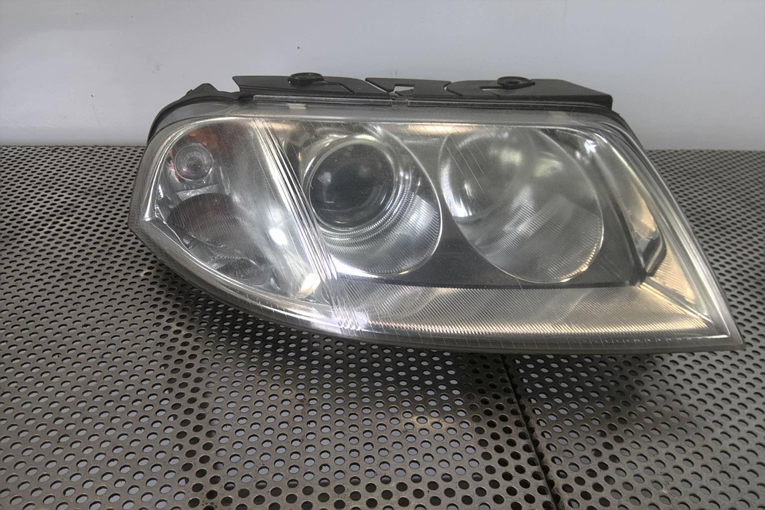 Gruppo ottico anteriore principale destro (luci)(faro) VOLKSWAGEN PASSAT 4 PHASE 1 Diésel - 1