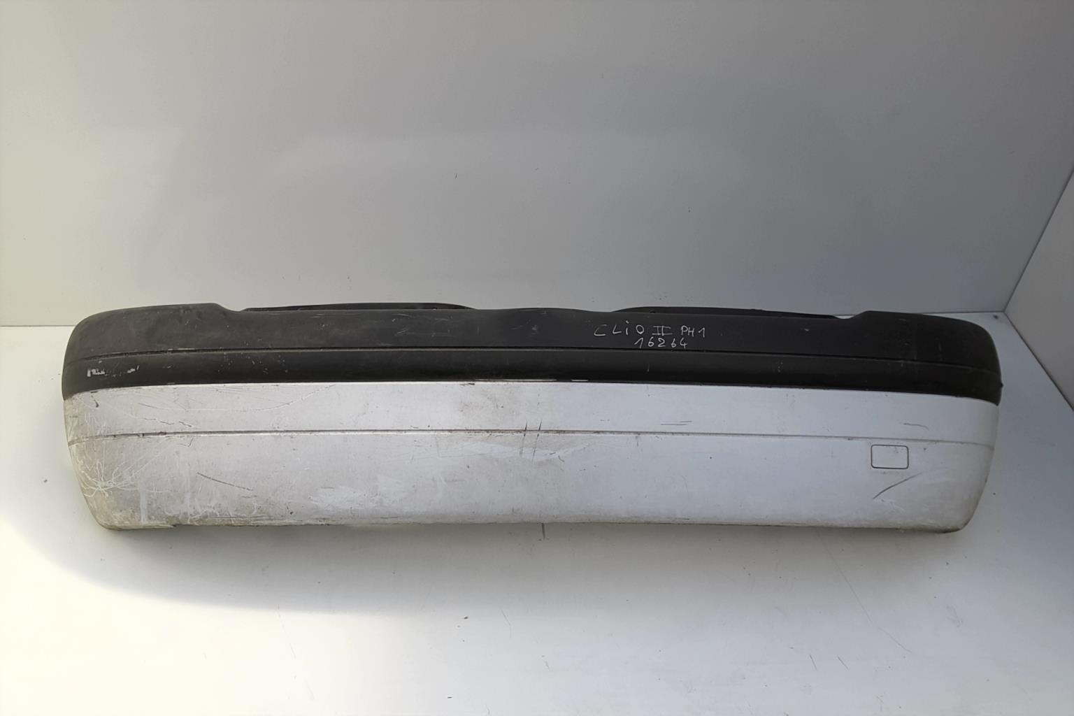 Pare choc arriere RENAULT CLIO 2 PHASE 1 Diesel - 1