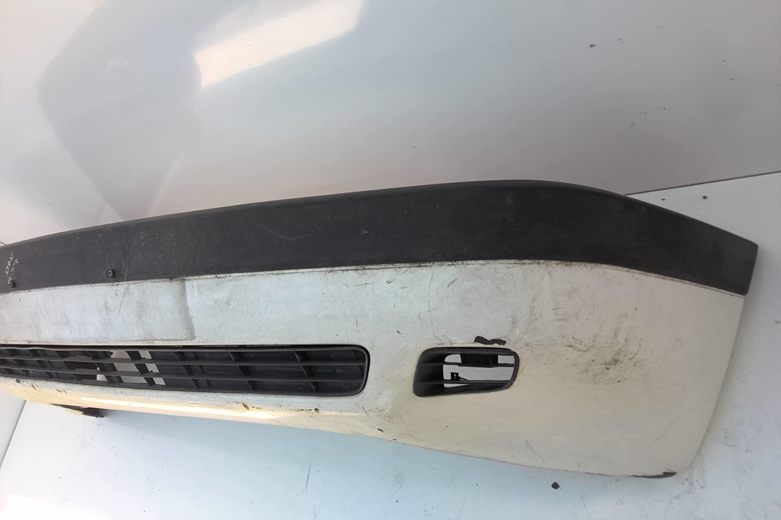 Pare choc avant AUDI 80 1 Essence - 1