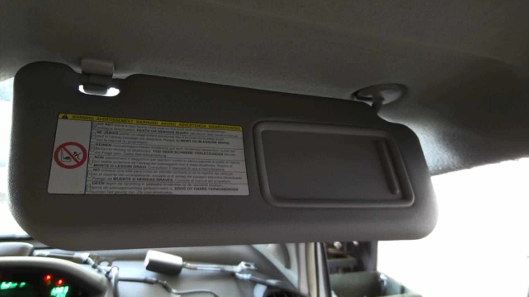 Visiera parasole destra TOYOTA YARIS 2 PHASE 1 Diésel - 1