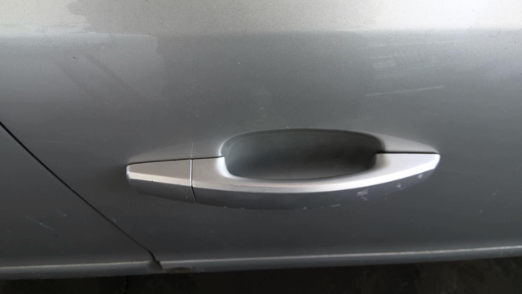 Maniglia portiera anteriore destra OPEL ZAFIRA B PHASE 1 Diésel - 1