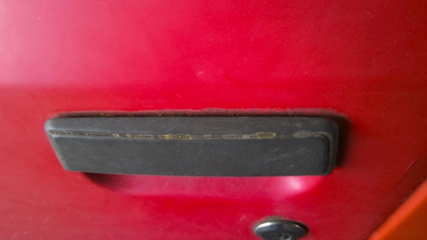 Maniglia portiera anteriore sinistra PEUGEOT 205 PHASE 2 Gasolina - 1