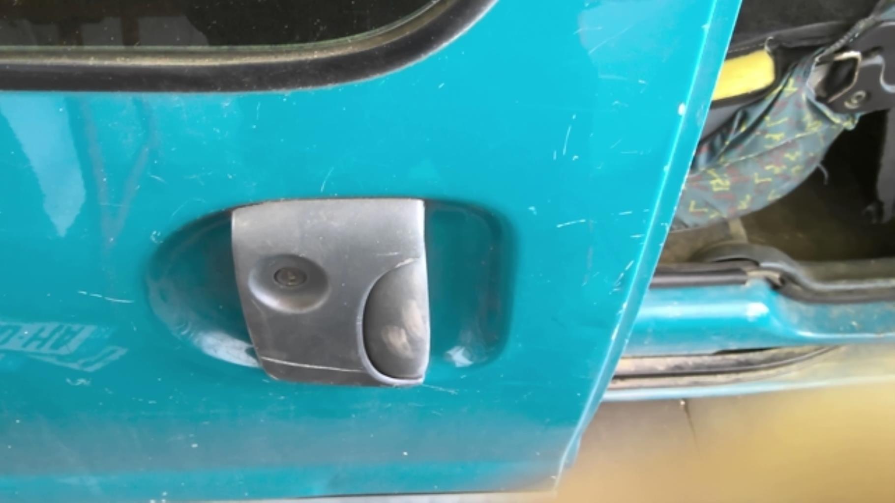 Maniglia porta laterale destra RENAULT KANGOO 1 PHASE 1 Gasolina - 1