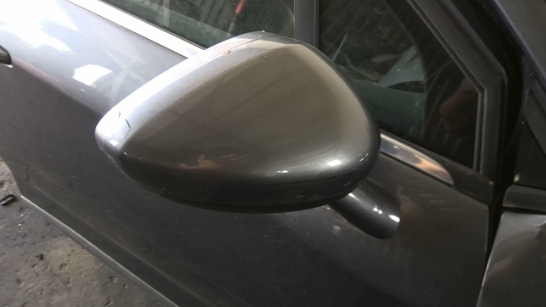 Specchietto retrovisore destro CITROEN C5 2 Diésel - 1